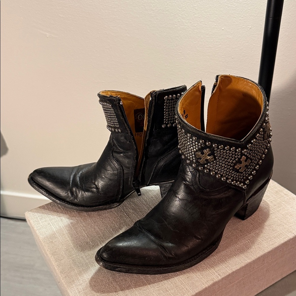 Old Gringo Black Studded Ankle Boots 8.5 med